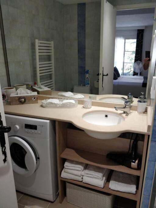 St Raphael 37M2, Piscine, Wifi, Commerces Mer 5Mn A Pieds Saint-Raphaël Exterior foto
